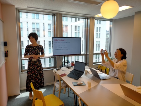 仕事に行き詰ったらAIに聞きながらアイデアを広げよう