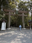 経営者は神社に支えられ、恩返ししている